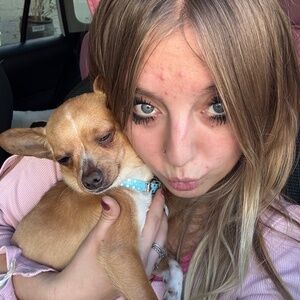 Meet your Posher, Lauren